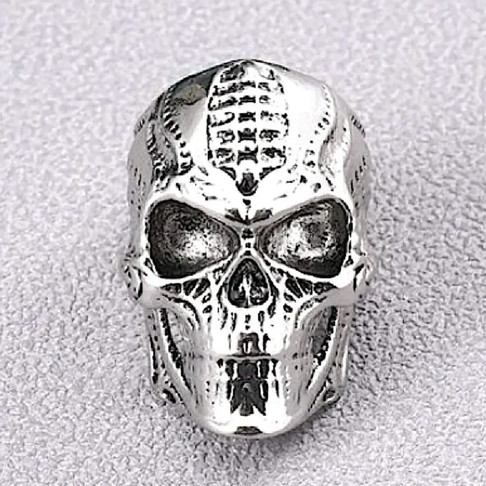 STAINLESS STEEL SKULL RING